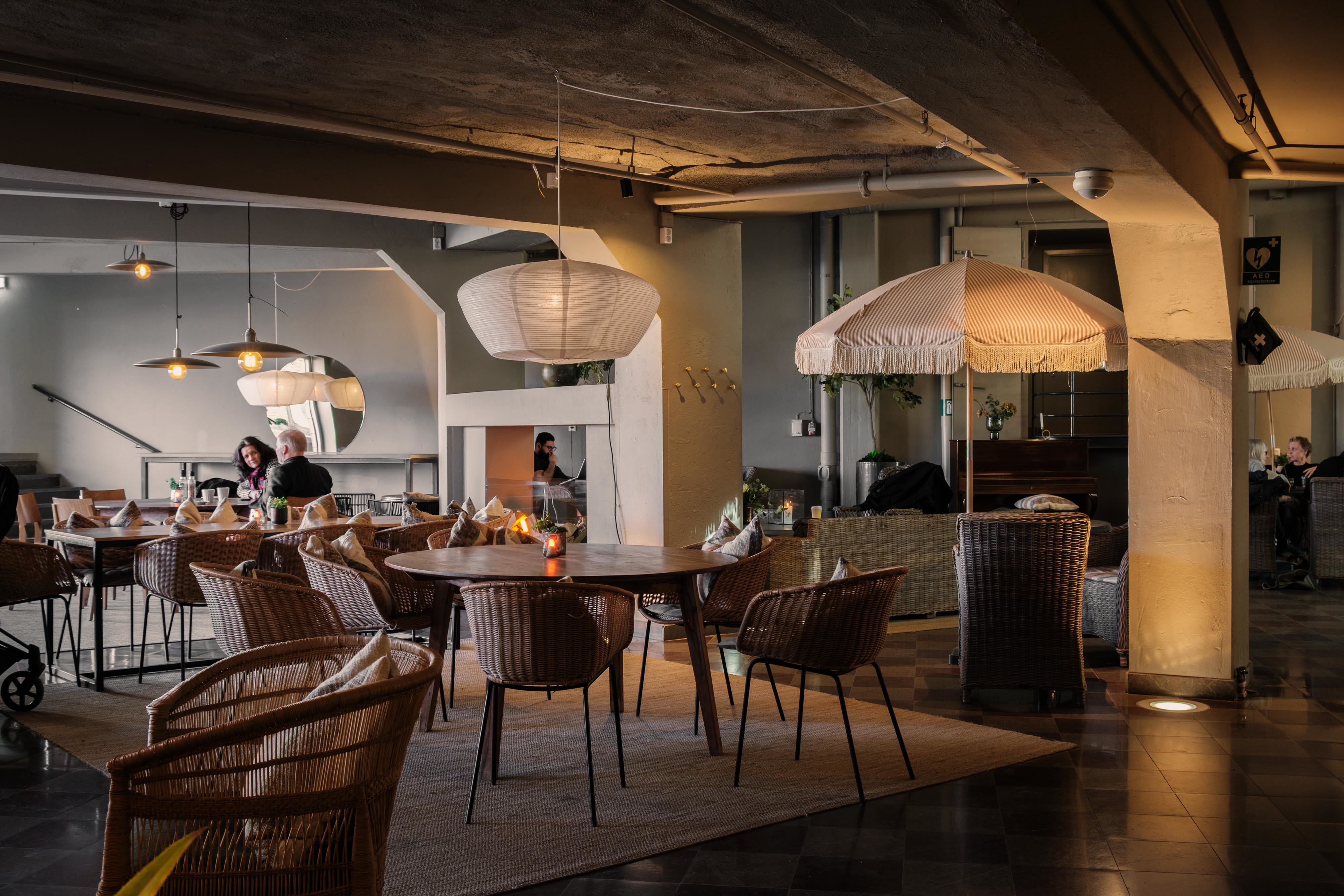 Eatery