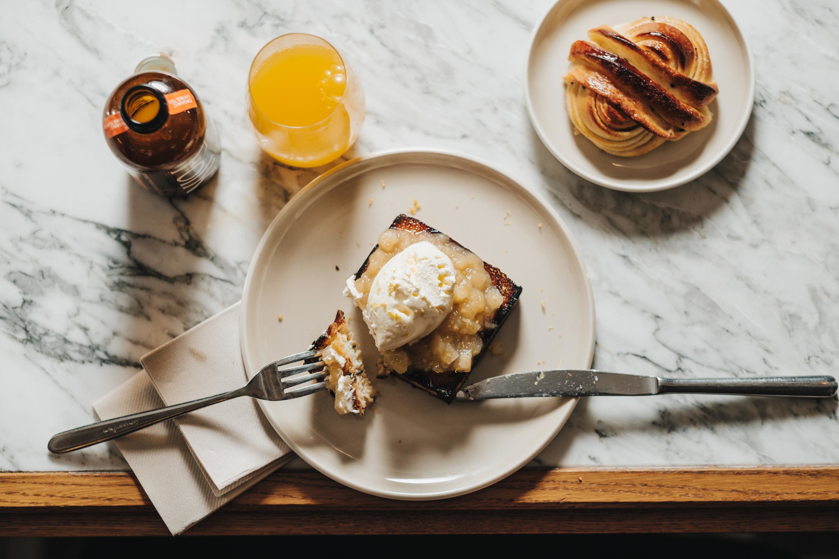 Rug - Bakery, Restaurant, Bar, Pizza and Wine | Rug Bakery